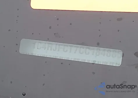 2012 Jeep Grand Cherokee Overland z USA, uszkodzony, nr VIN 1C4RJFCT7CC184885